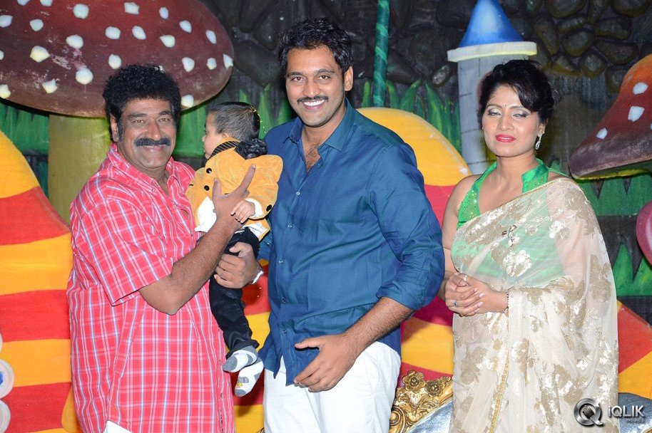 Ajay-Son-Dheeran-1st-Birthday-Celebrations-2014